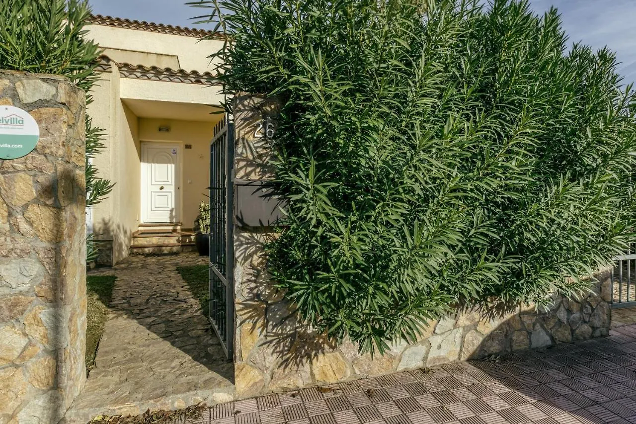 La Haya Villa Vilacolum 0*,